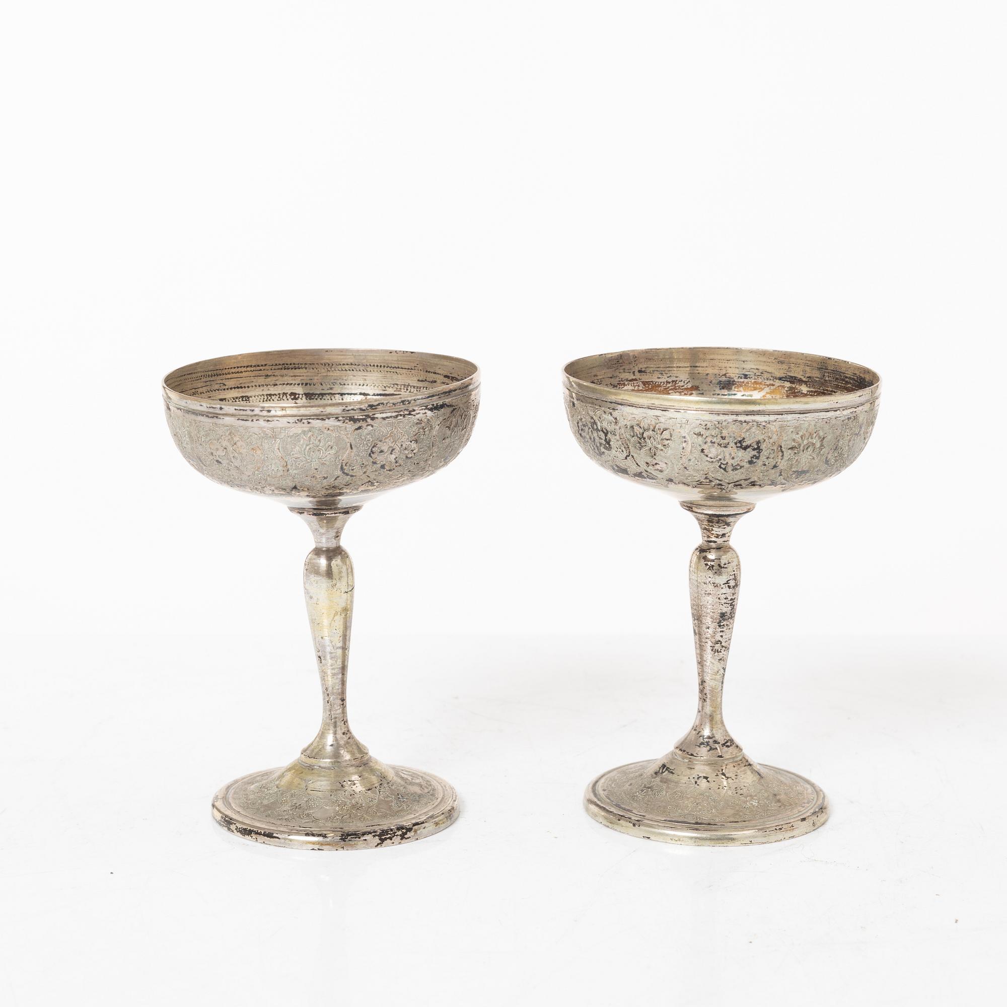 Cocktailglas, 6 st, samt bricka, silver, Iran, 1900-tal.