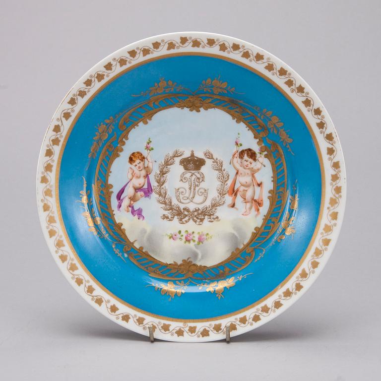 TALLRIK, porslin, märkt Sèvres 1844, Chateau des Tuileries.