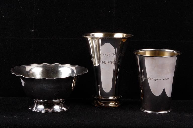 BÄGARE SAMT SKÅL, 3 st, silver, bla CG Hallberg, 1950-60-tal.