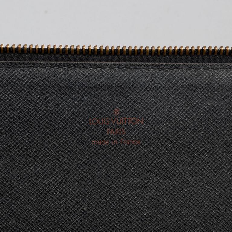 LOUIS VUITTON, a 'Poche Documents' briefcase.