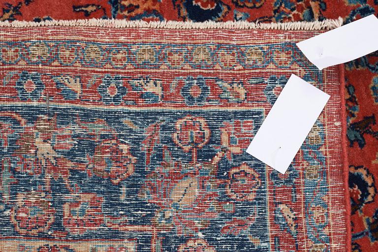 SEMI-ANTIQUE SAROUK. 201 x 126,5 cm.