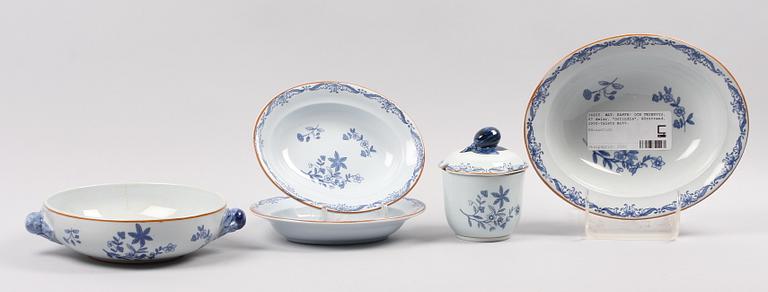 MAT- KAFFE- OCH TESERVIS, 67 delar, flintporslin, "Ostindia", Rörstrand, 1900-talets mitt.