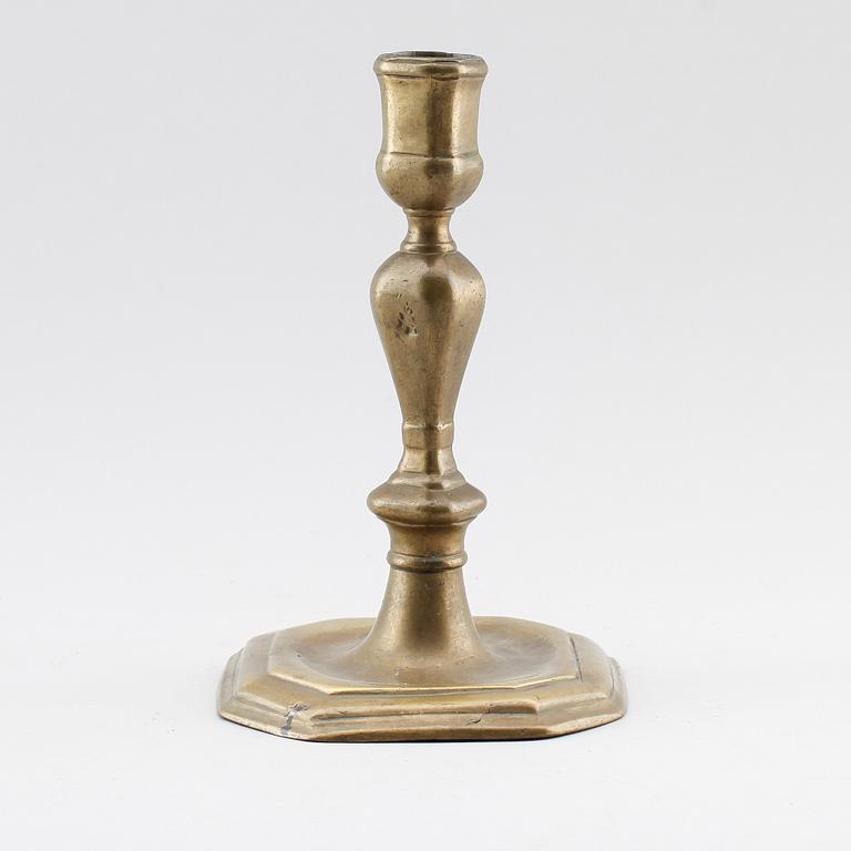 LJUSSTAKE, mässing, 1700-tal.