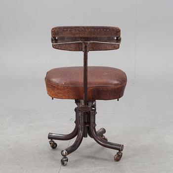 ARBETSSTOL, industri, 1900-talets första hälft.