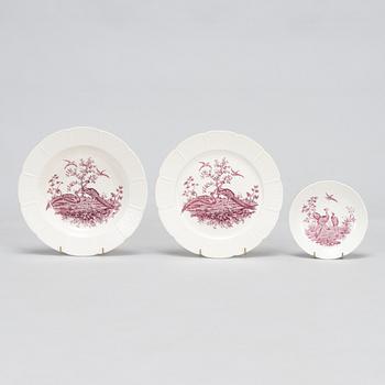 A 53-piece set of Wedgwood 'Liverpool birds' rimmed plates, early 20th century.