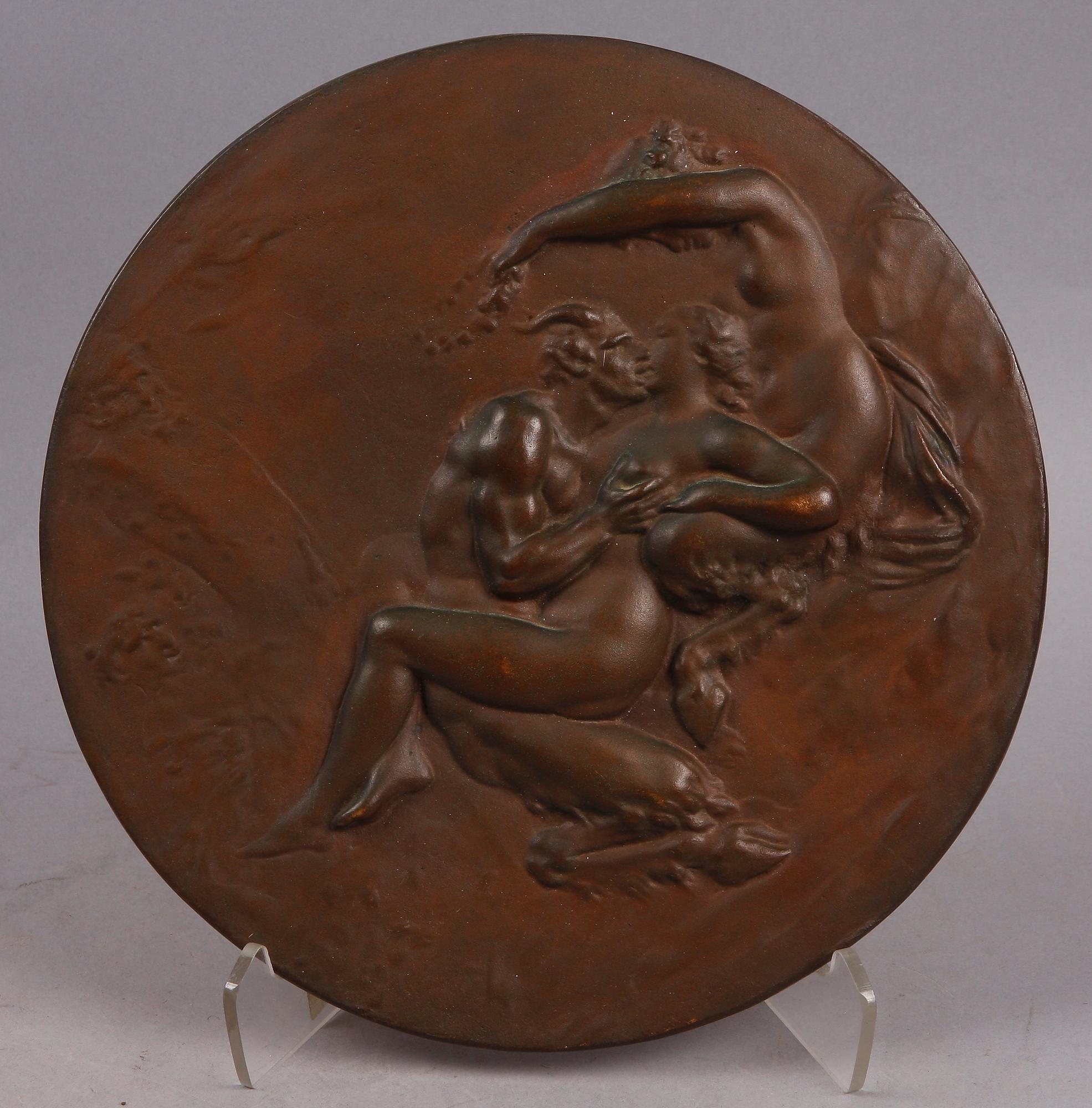 VÄGGPLAKETT, brons, 1900-talets första hälft. Troligen kopia efter Clodion.