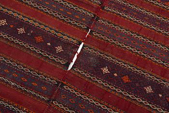 A Kashgai, rug a. 188 x 160 cm.