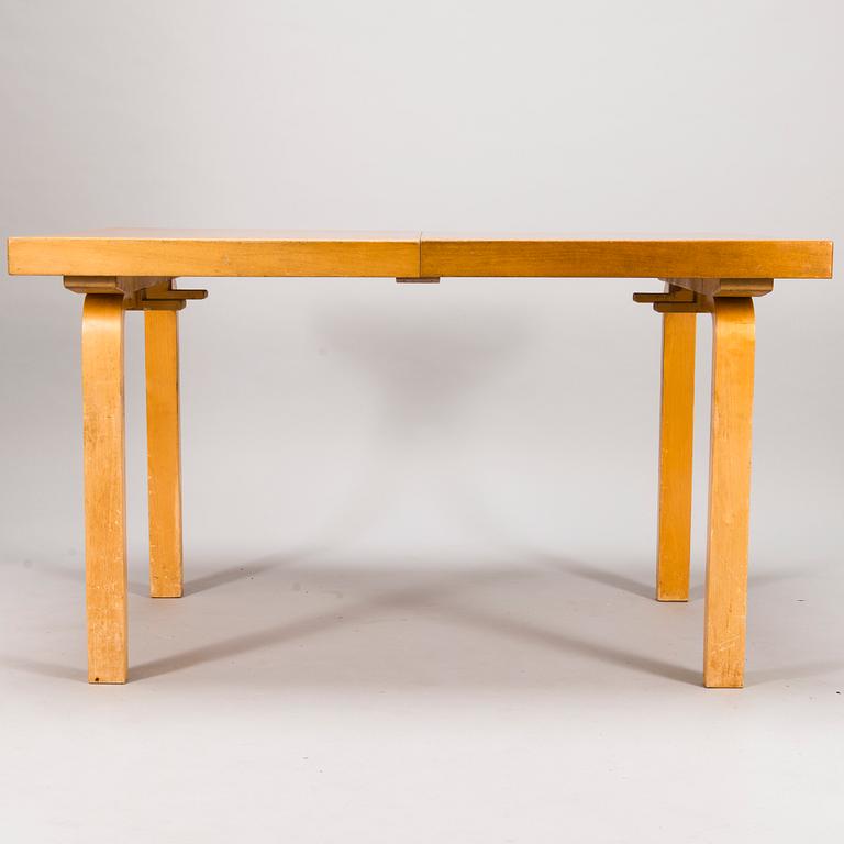 Alvar Aalto, A 1950s DINING TABLE, for O.Y. Huonekalu-ja Rakennustyötehdas A.B. Finland.