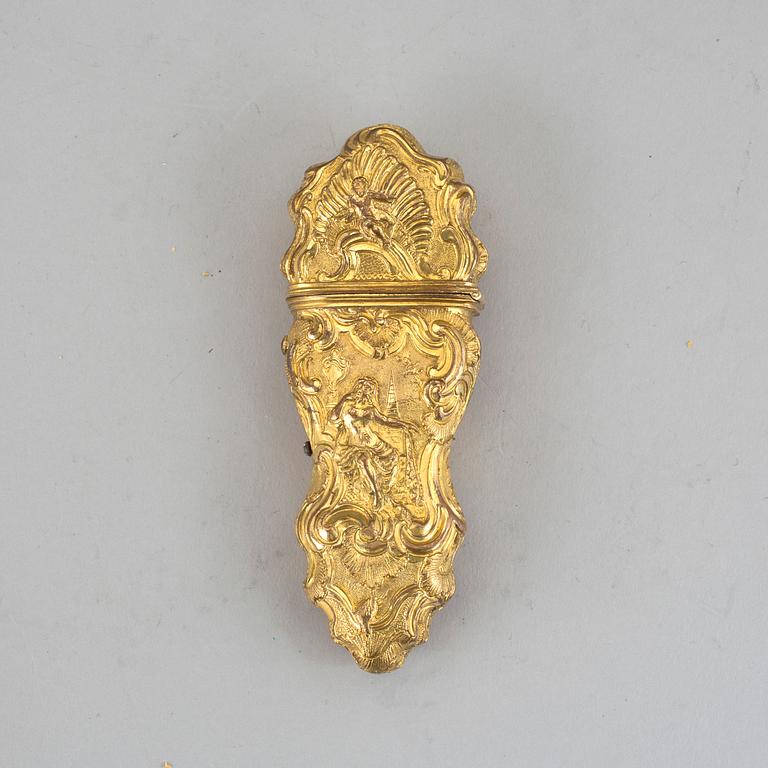 ETUI, förgylld mässing, rokoko, 1700-tal.