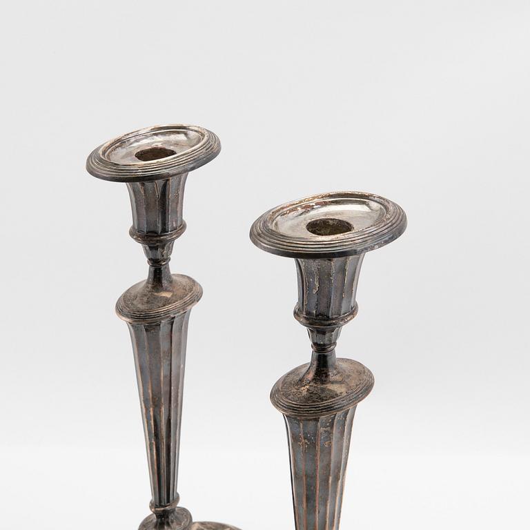 Goldsmiths & Silversmiths Co Ltd, candlesticks a pair, silver London 1901.