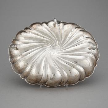 SKÅLFAT, silver, Ungern, 1937-1965. Vikt ca 400 gram.