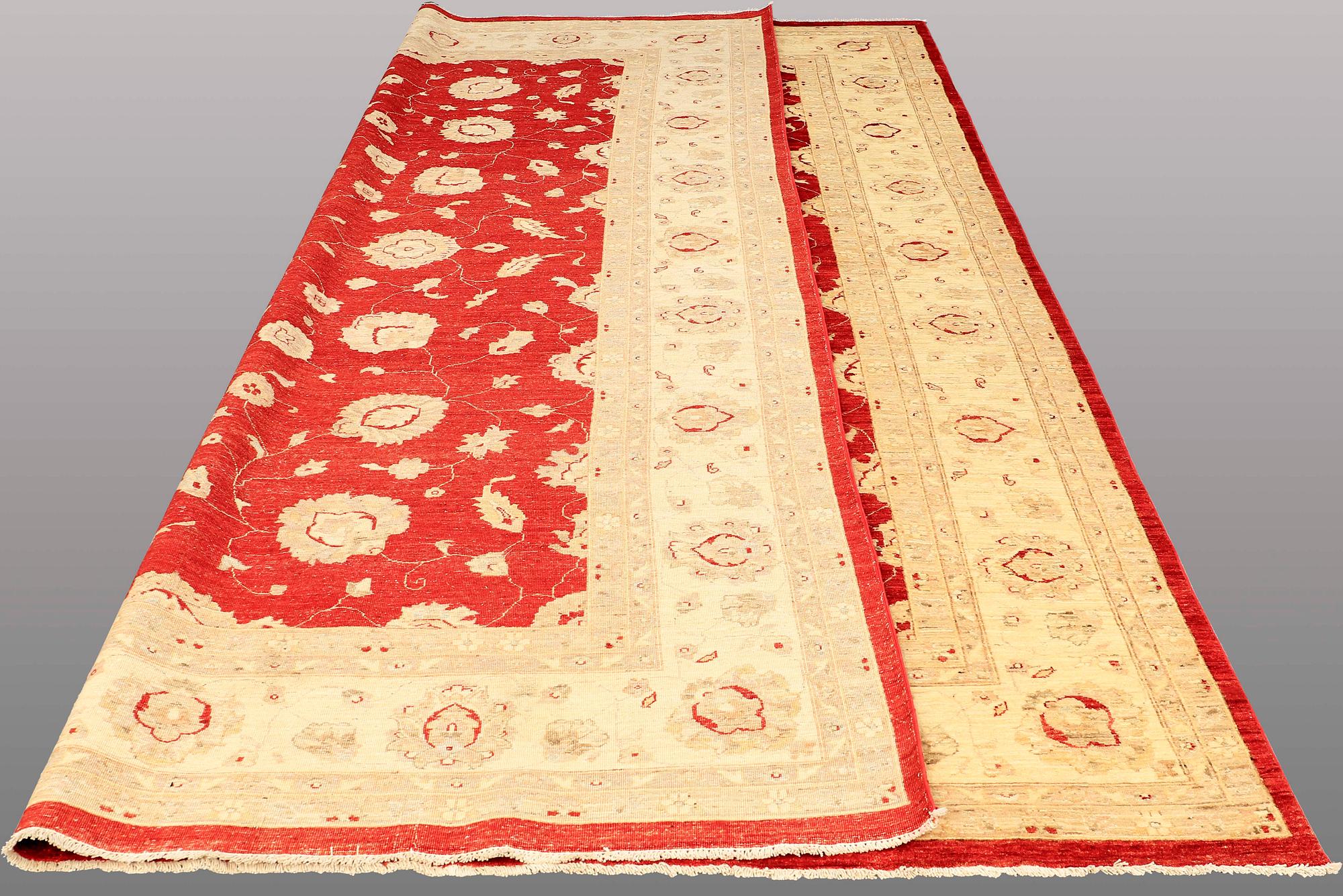 Matto, Ziegler design, ca 390 x 293 cm.