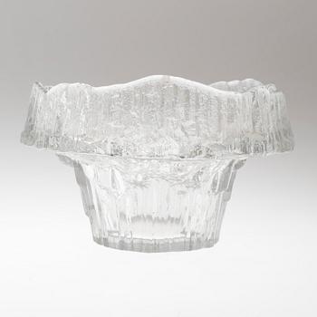 A signed Stellaria glass bowl by Tapio Wirkkala for Iittala.