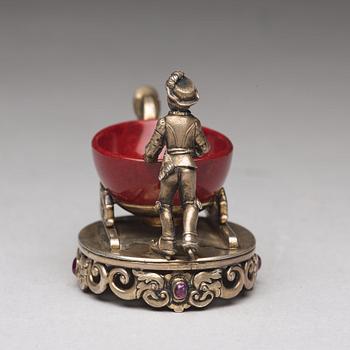 A Fabergé purpurin and silver salt-cellar, workmaster Erik Kollin, St. Petersburg before 1896. Scratched inventory no.