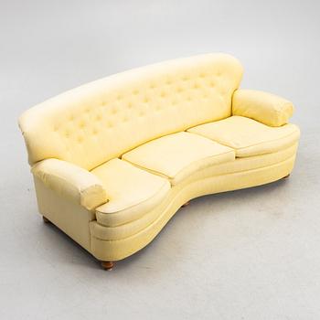 Josef Frank, model 968 sofa, Firma Svenskt Tenn, Sweden.