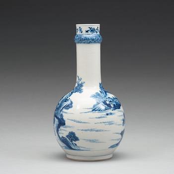 A blue and white vase, Qing dynasty, 18th Century.