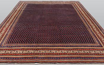A Sarouk- Mir carpet, ca 367 x 260 cm.