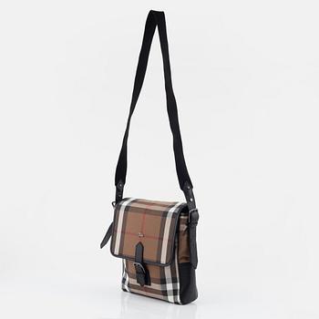 Burberry, väska, messengerbag.