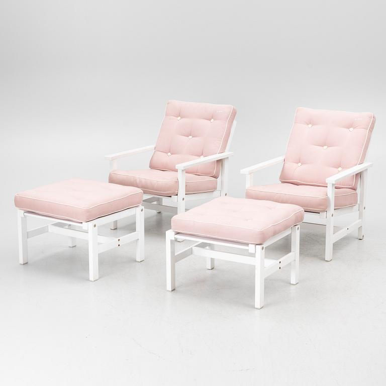 Elsa Stackelberg, A pair of armchairs, with footstools, Fri Form, contemporary.