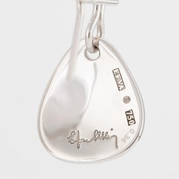 Efva Attling, örhängen, ett par, "Little Rose Petal & Stars Earrings", 18K vitguld med diamanter.