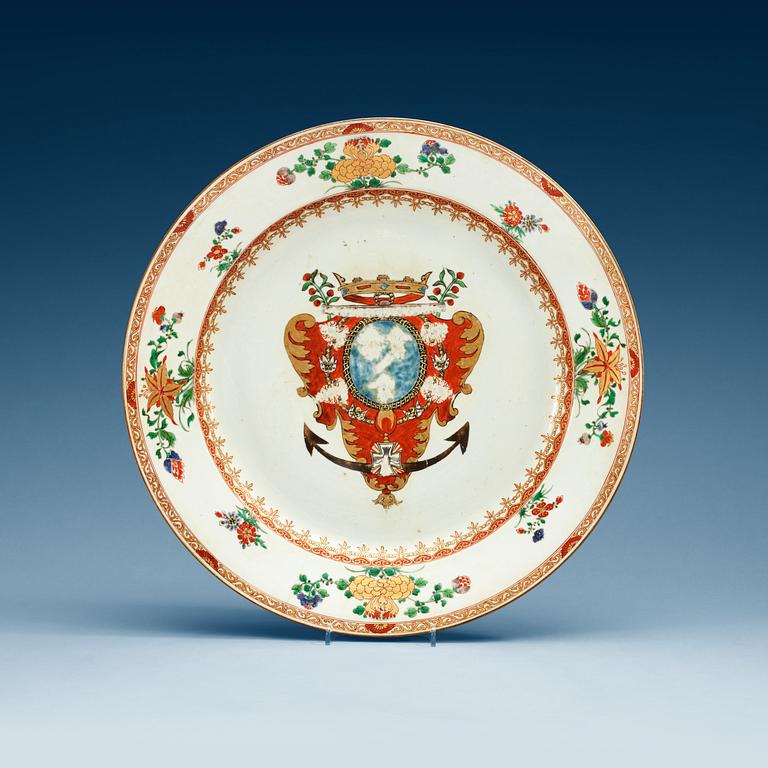 An armorial charger with the coat of arms of the French Arms of 'Prince du Sang' of Bourbon de Penthièvre, Qing dynasty, Yongzheng (1723-35) circa 1730.