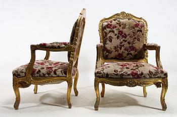 FÅTÖLJER ett par. Louis XV-stil, 1900-tal.