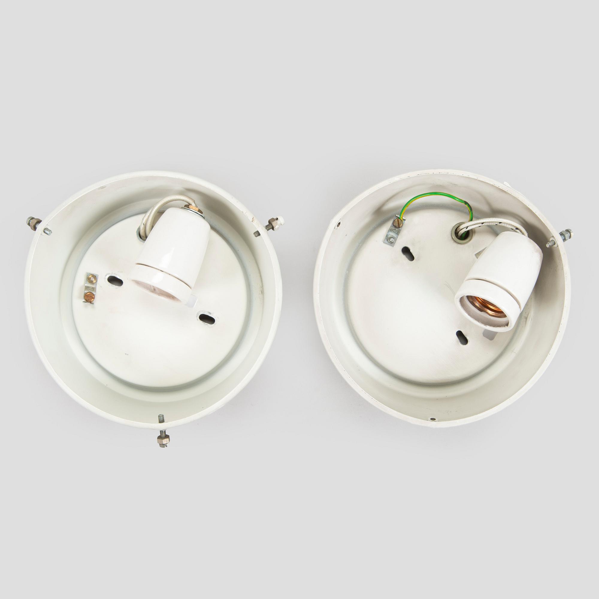 Arne Jacobsen, ceiling lamps/wall lamps, a pair, "AJ-Eklipta", Louis Poulsen, Denmark.