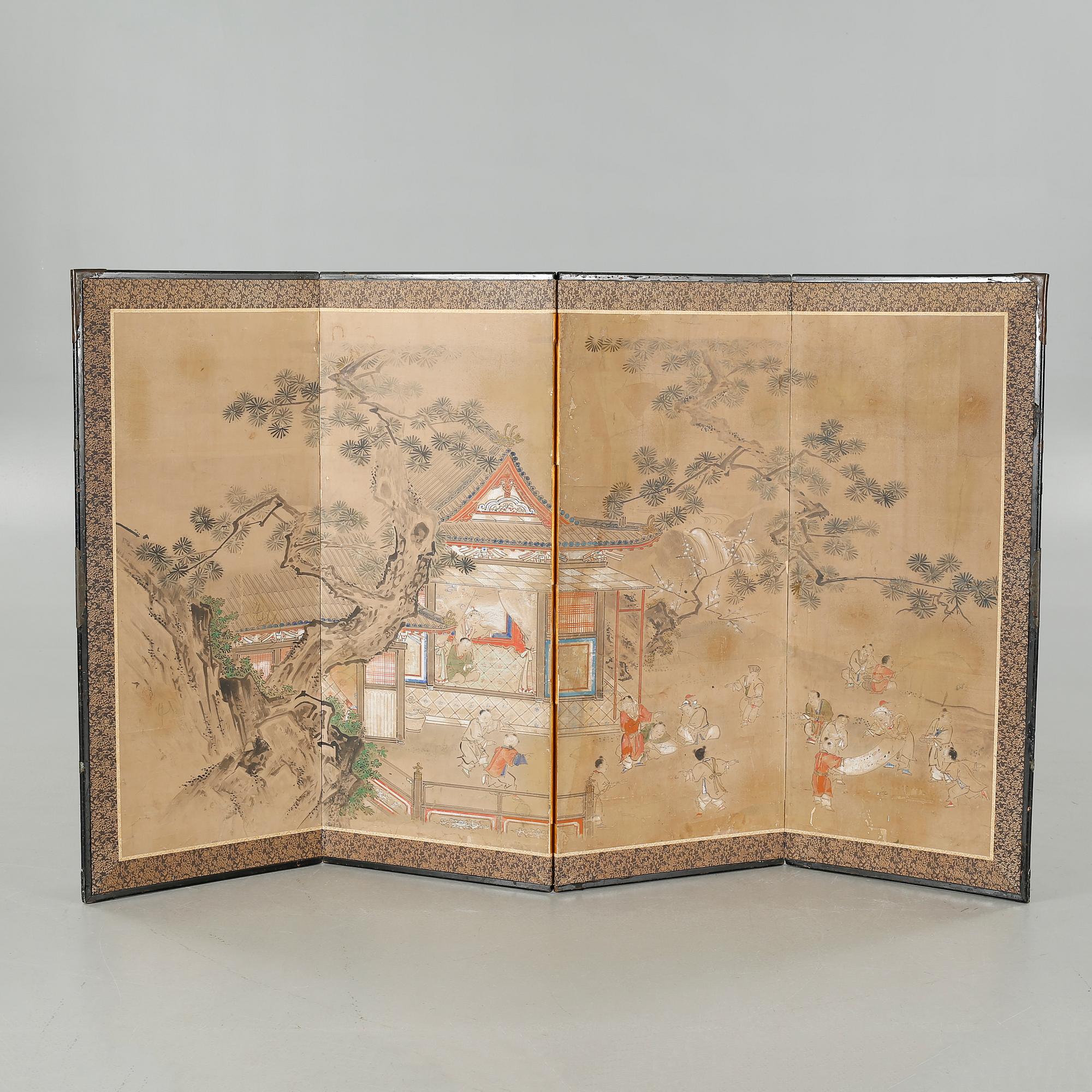 A chinese folding screen, first half of the 20th century.