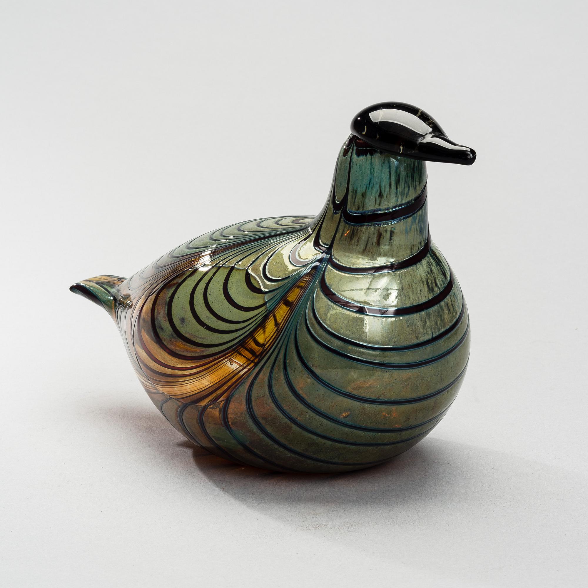 OIVA TOIKKA, fågel, glas, osignerad.