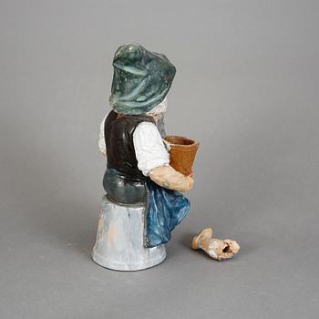 FIGURIN, keramik, 1900-talets första hälft.
