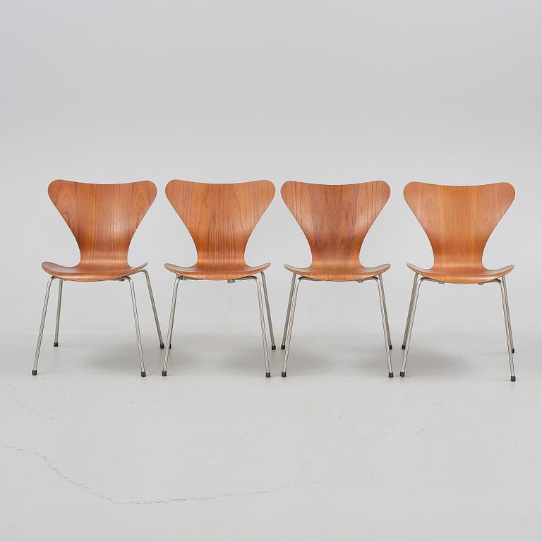 STOLAR, 4 st, "Sjuan", Arne Jacobsen för Fritz Hansen, Danmark.