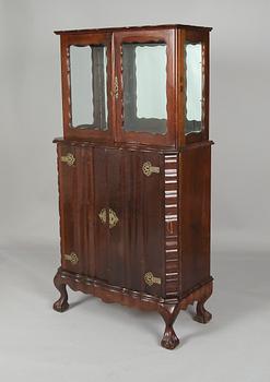 BARSKÅP, England, 1900-talets mitt.
