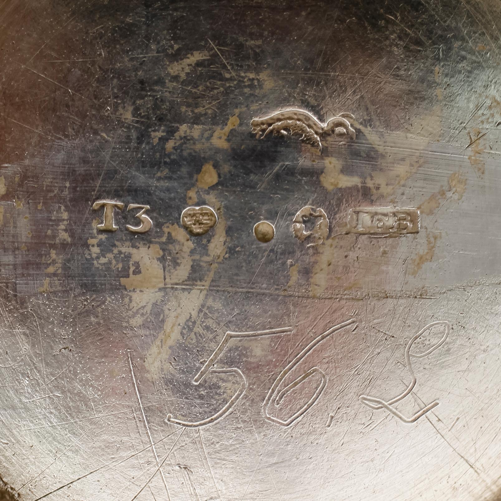 TEKANNA, silver, Johan Fredrik Björnstedt, Stockholm 1825. Vikt ca 800 gram.