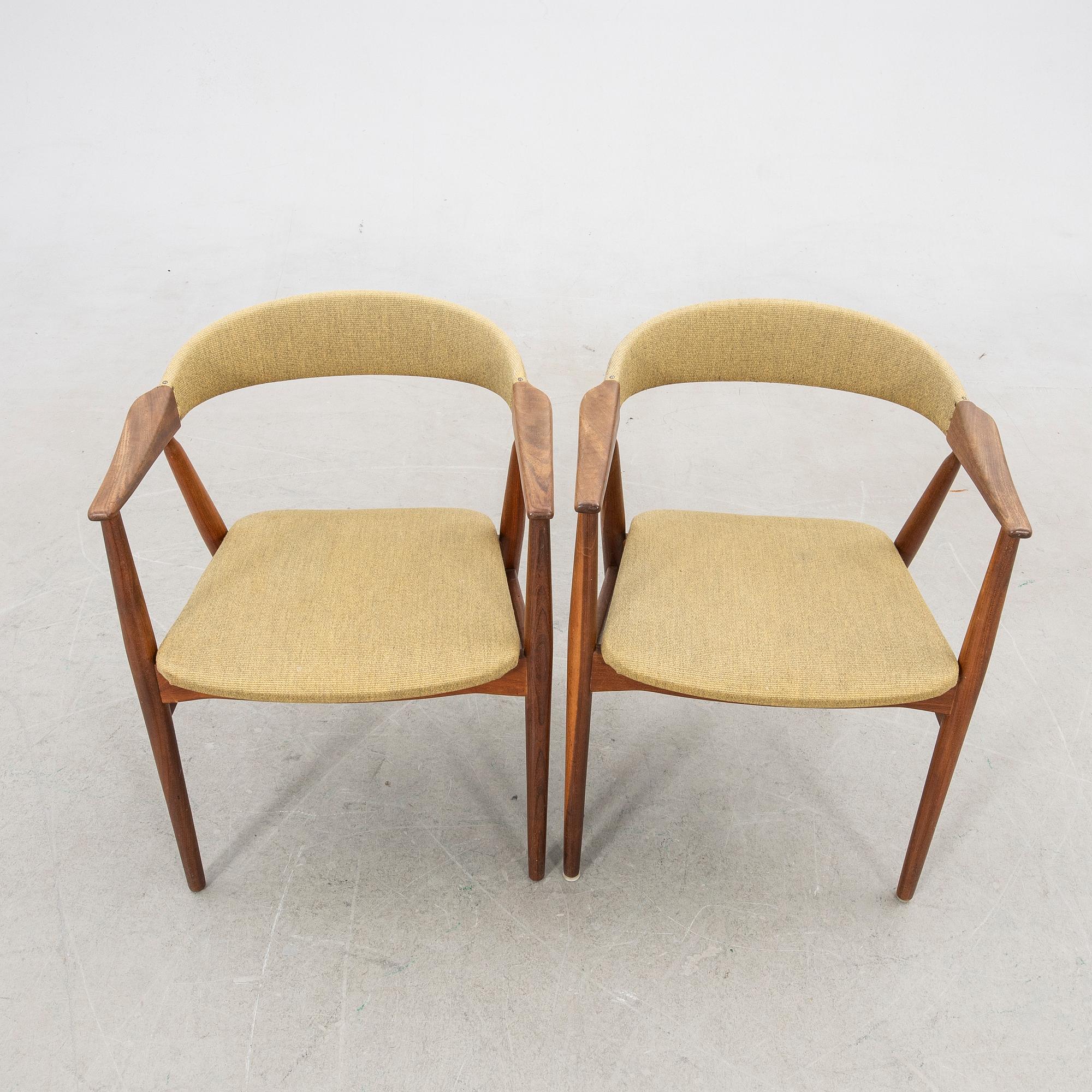 Thomas Harlev, a pair of armchairs, model 213, Farstrup. 1950s/60s.