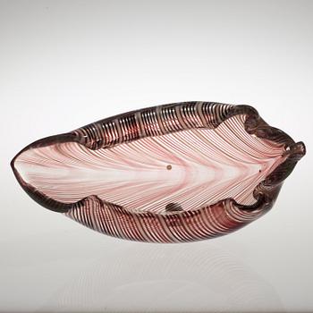 A Tyra Lundgren glass bowl, Venini, Murano, Italy 1930's-40's.