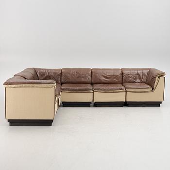 A 1970's modular sofa, in 6 pcs.