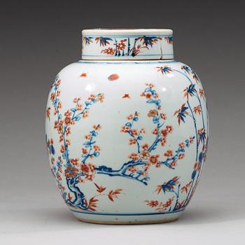 BOJAN med LOCK, porslin. Qingdynastin, 1700-tal.