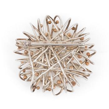 BROSCH, modernistisk.