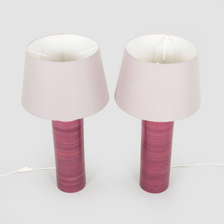 A pair of ceramic tablelamps, Arabia Finland, 1960s/70s.