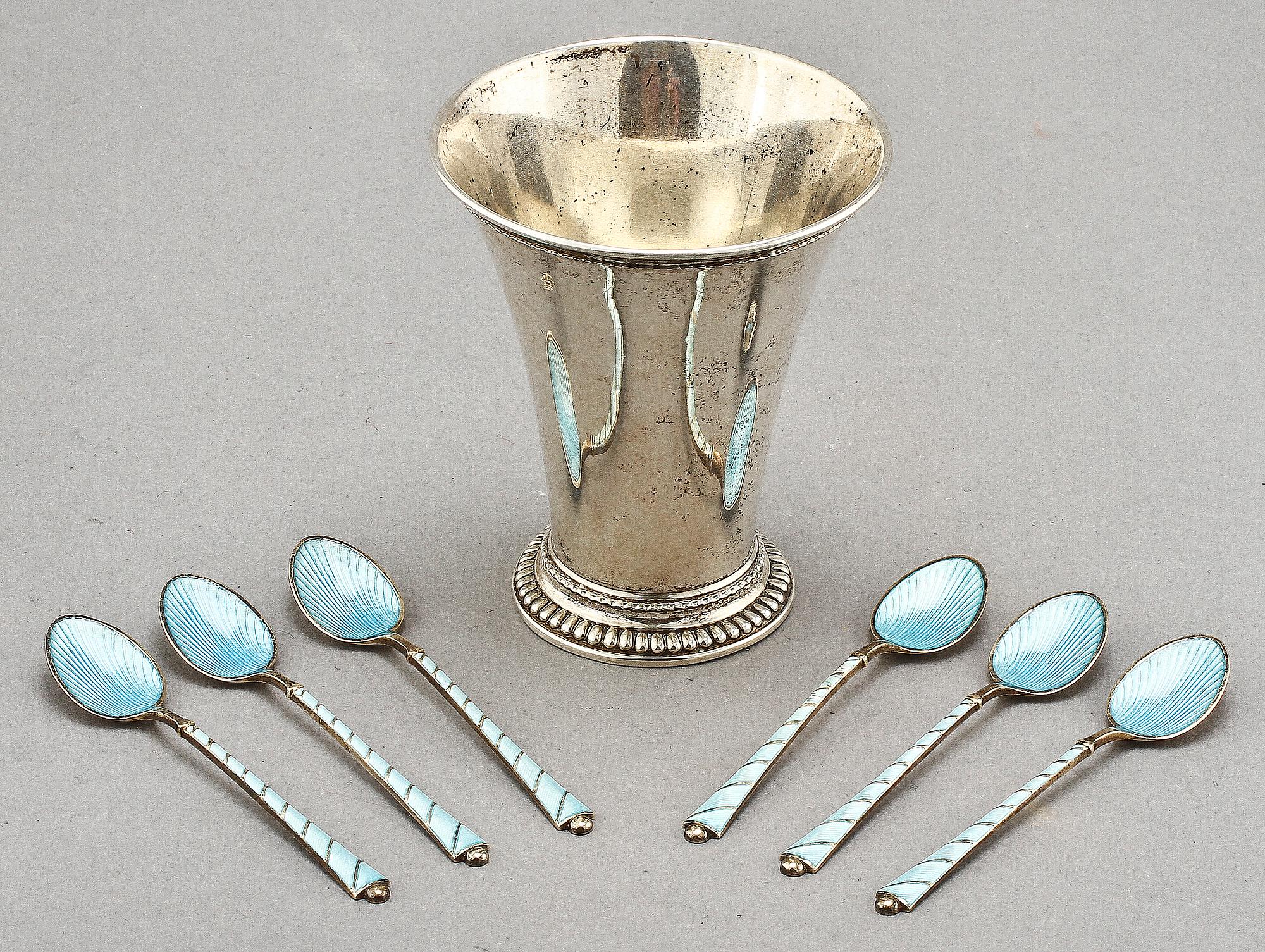 EMALJSKEDAR, 6 st, Ela, Danmark samt BÄGARE, silver, Uppsala 1934.