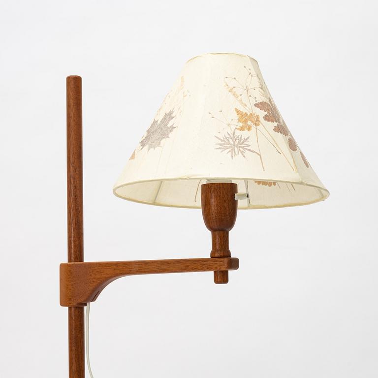 Carl Malmsten, golvlampa samt sidobord,, "Staken" & "Ovalen".