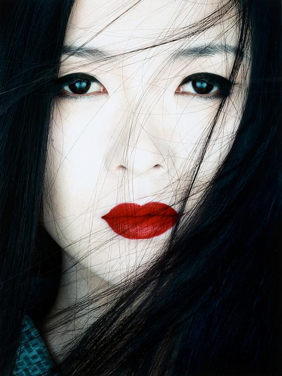 Albert Watson, "Ziyi Zhang, Los Angeles, 2005".