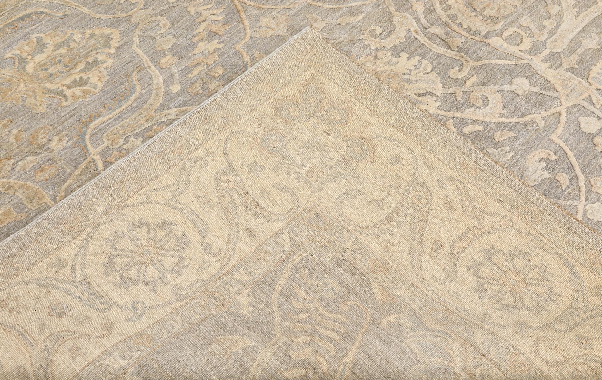 A Ziegler Design carpet, 347 x 276 cm.