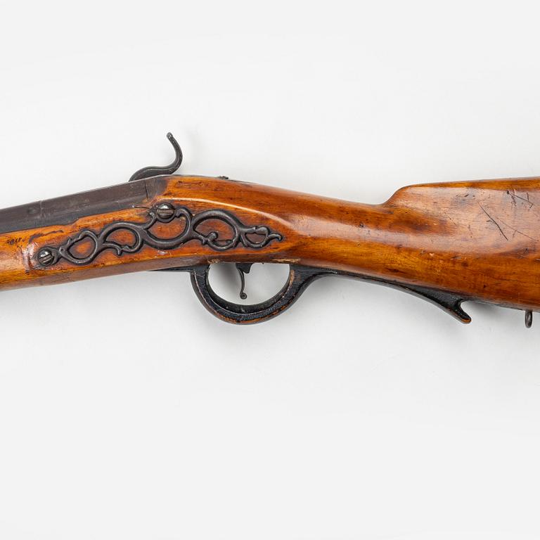 Flintlock rifle, 19th Century.