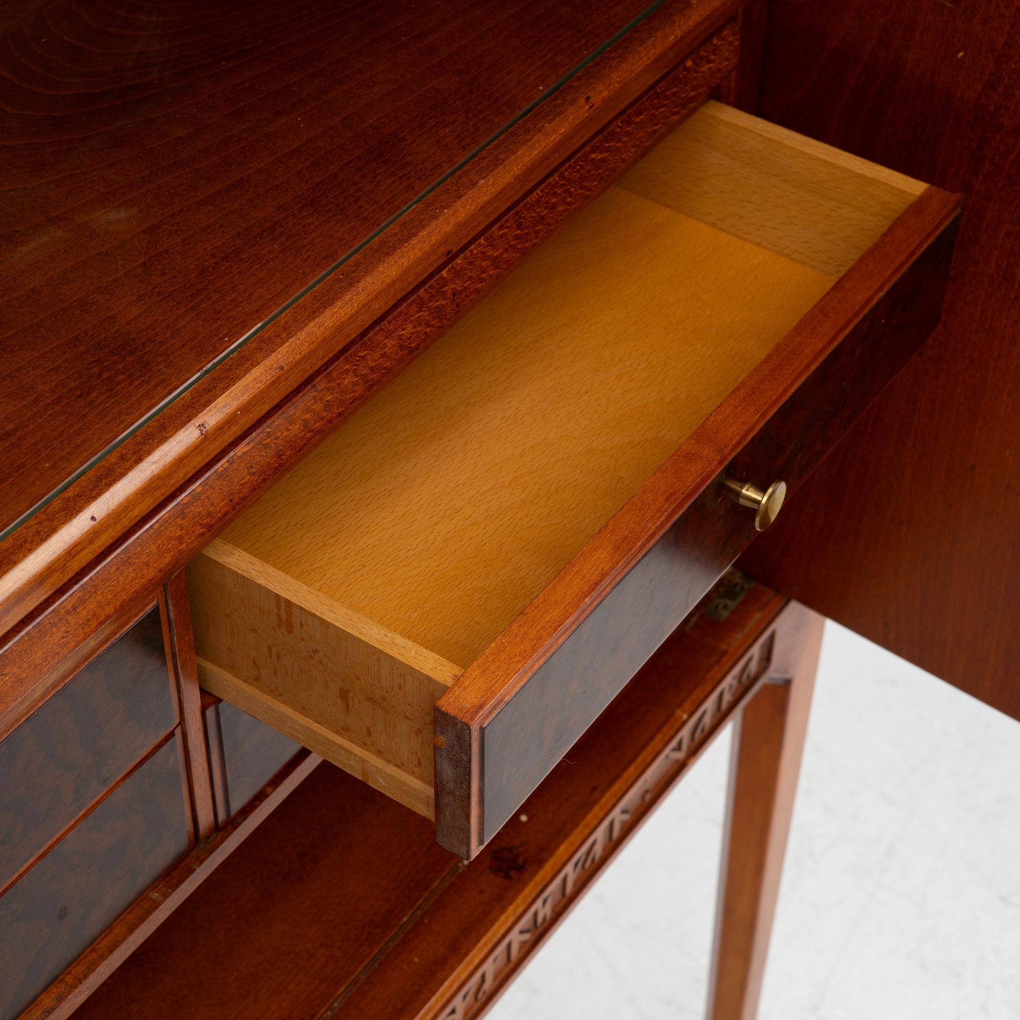 Ulla Fogelklou-Skogh, barskåp, Bodafors, 1900-talets första hälft.