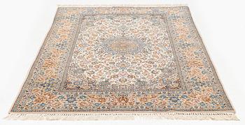 Matta, Old, Isfahan, signerad, ca 244 x 149 cm.