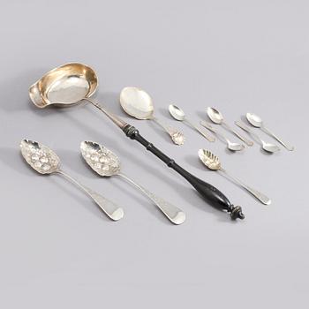 PARTI SILVER, 10 delar, Sverige, Danmark och England, 1800- och 1900-tal, vikt ca 330 gram.