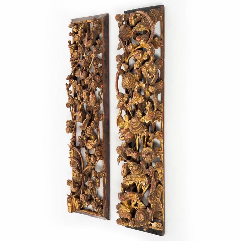 Dekorelement, 2 st, trä, Kina, sen Qingdynasti samt 1900-talets första hälft.