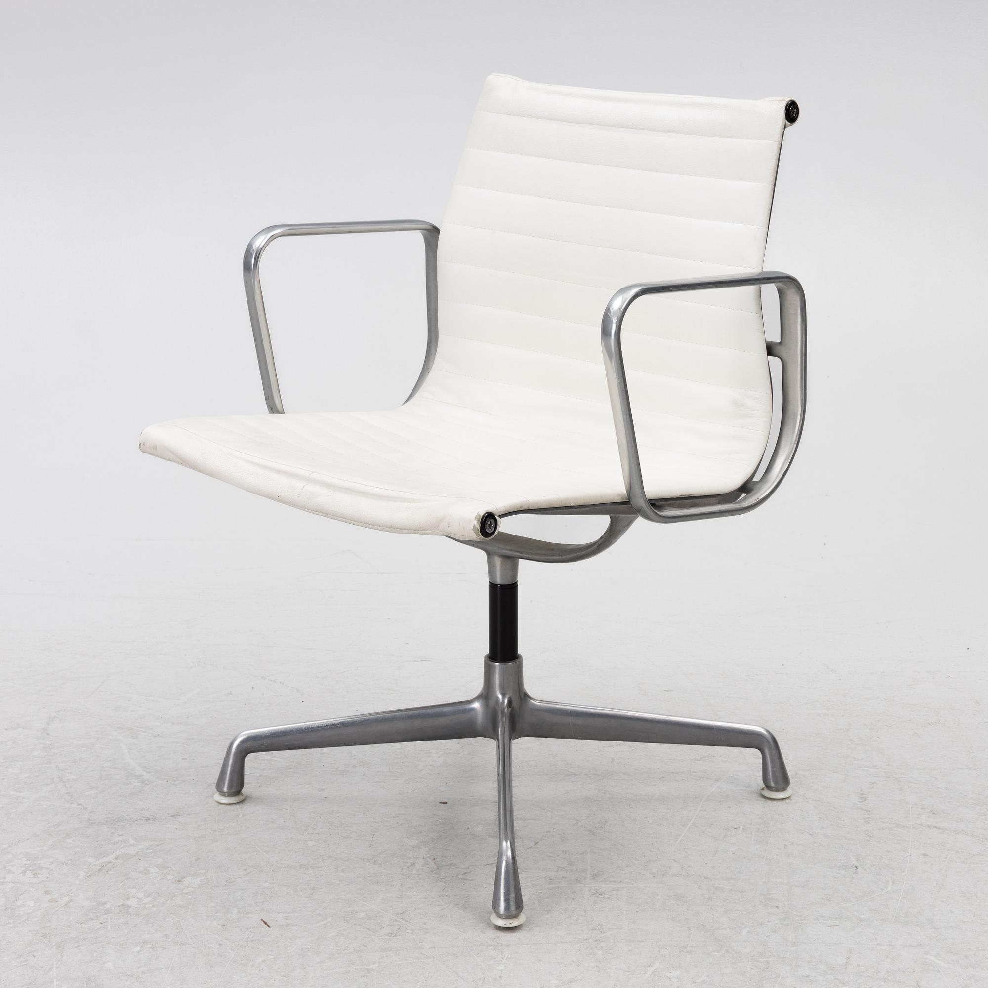 Charles & Ray Eames, Desk chair, "938-138", Herman Miller.