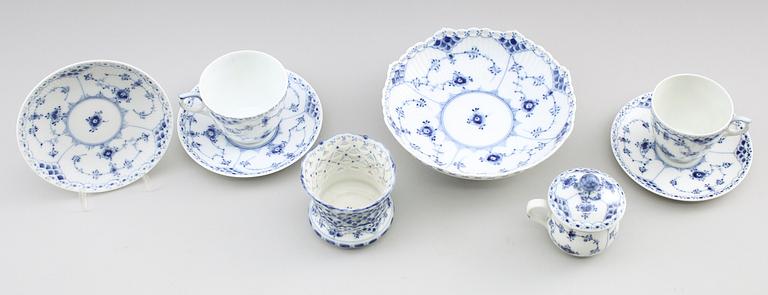 SERVISPORSLIN, 16 delar, Royal Copenhagen.